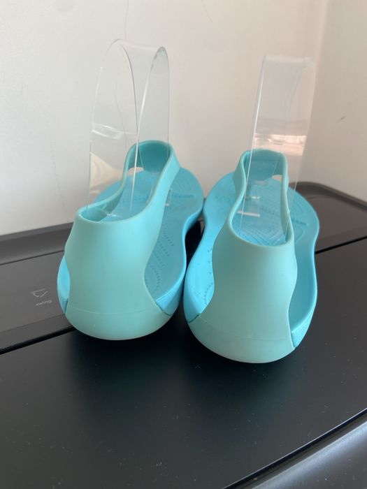 Sandały japonki Crocs Serena Flip Turquise r. 37/38 W7