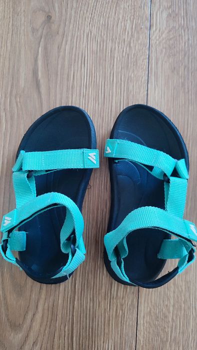 Buty minecfrat jesienne za kostkę Gratis sandały