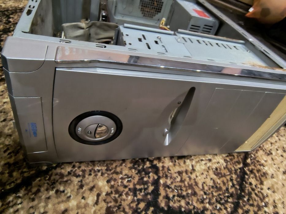 Системный блок. Не полный.