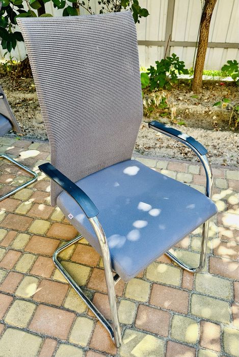 Крісло, стілець садовий / столовий / офісний