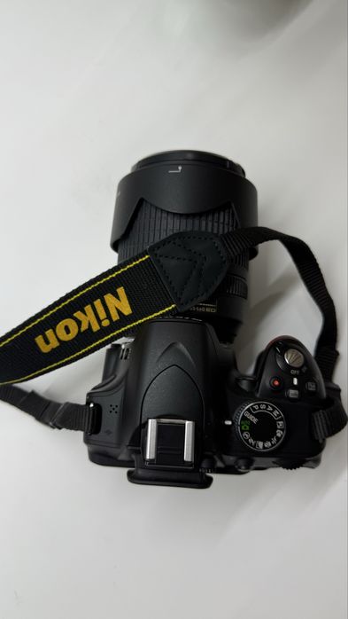 Продам фотоаппарат Nicon D3200