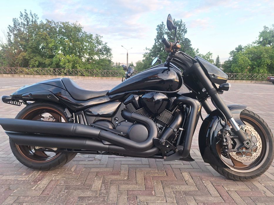 Продам мотоцикл Suzuki Boulevard M109R