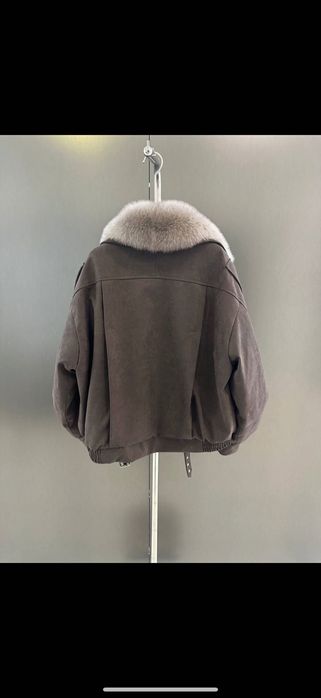 Продаю нову парку