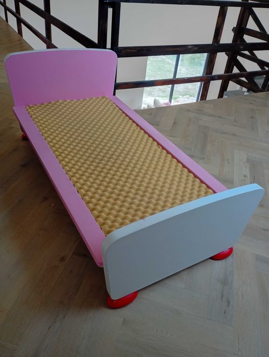 Łóżko dla dziewczynki