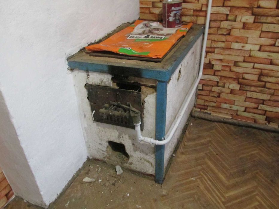 Продам будинок з газовим опаленням по вул. Нижче Польова ( 14 район )