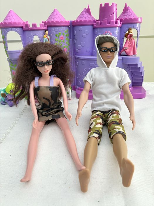 Barbie e Ken bonecas