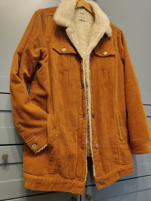 Zamszowa jesienna kurtka z kożuszkiem