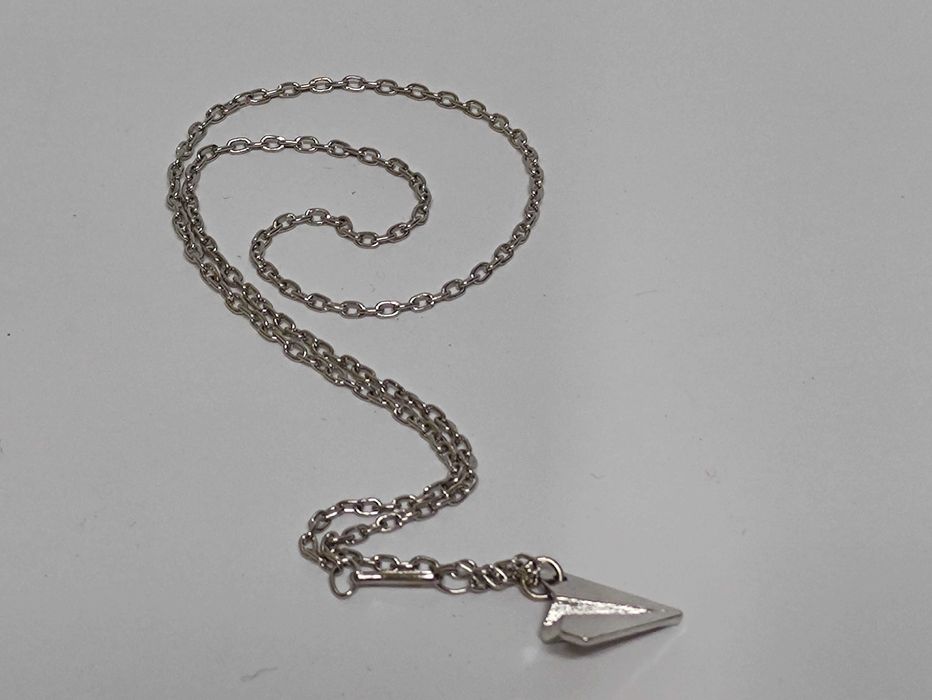 Colar Harry Styles, Paper Plane, novo, portes grátis