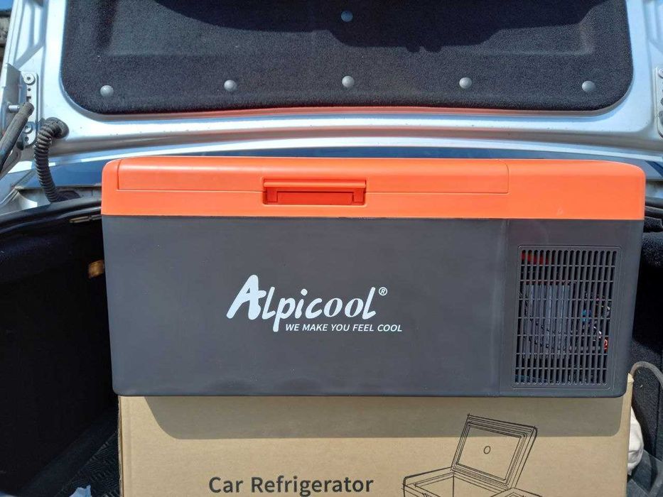 Компрессорный автохолодильник Alpicool 15 л до -20 C. 12,24,220 в