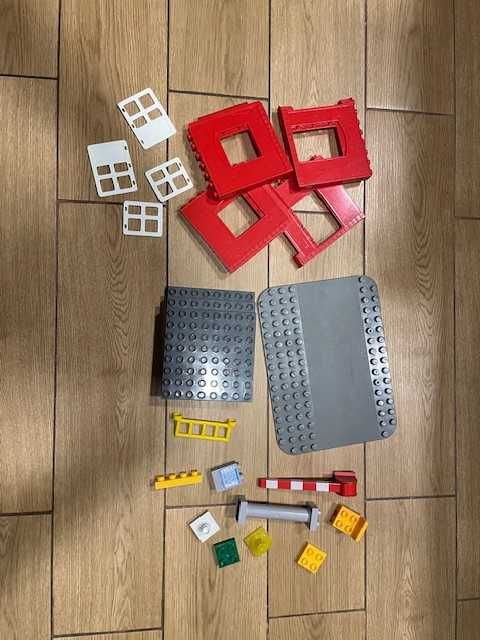 zestaw klocków pasujących do klocków lego