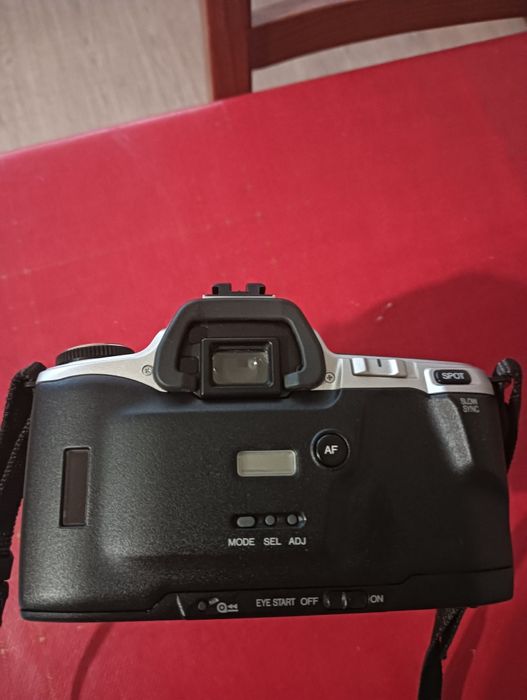 Máquina fotográfica Minolta Dynax 505si super
