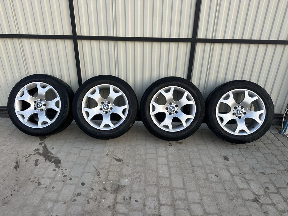 Диски бмв х5 резина різноширокі колеса BMW X5 M R19 285 45 255 55