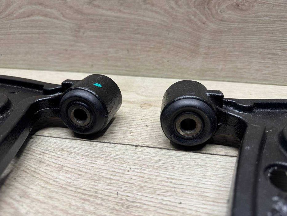 Важіль Ричаг підвіски Fiat 500e Фіат Фиат Електричний Ричаги Рычаг