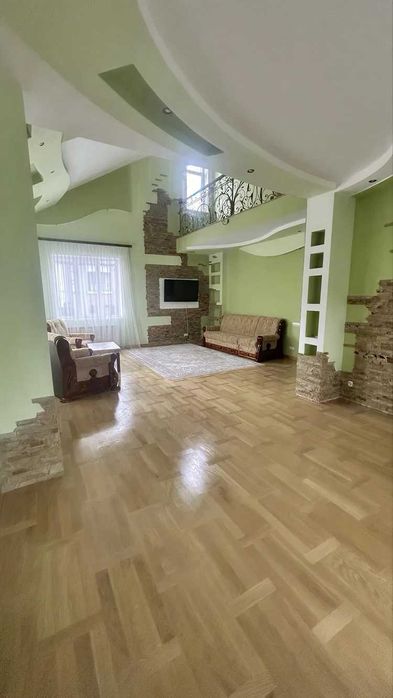 Будинок, оренда! Зимна Вода, 1200$ 300м.кв