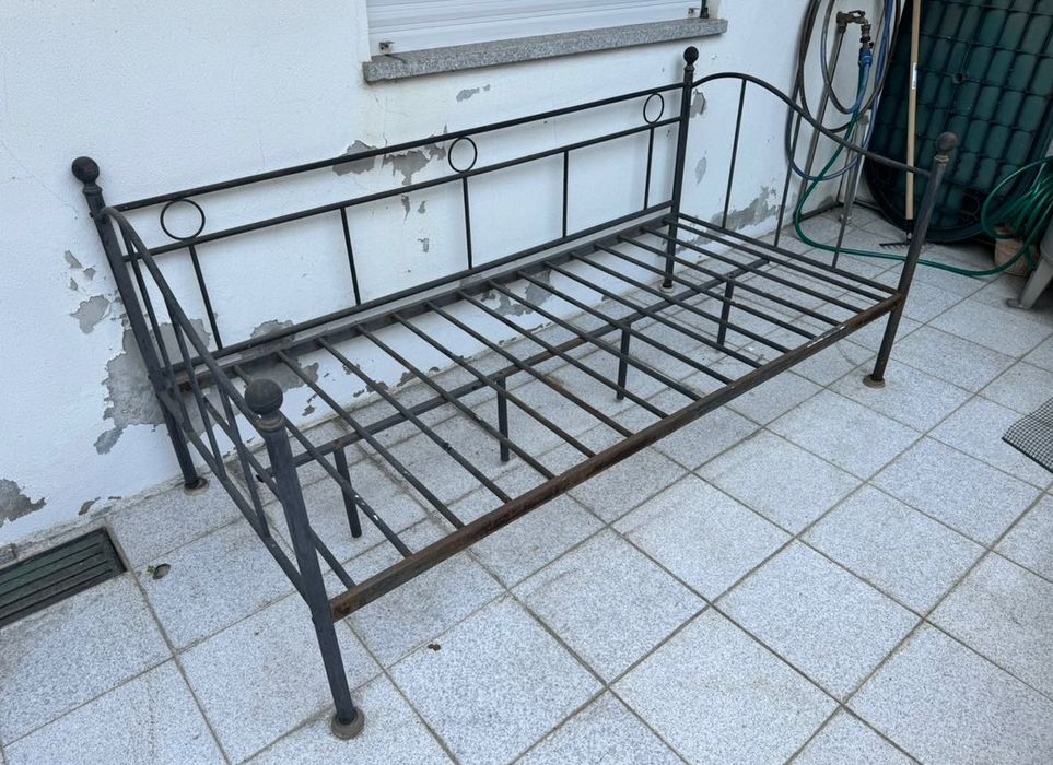 Estrutura Sofá jardim/cama ferro