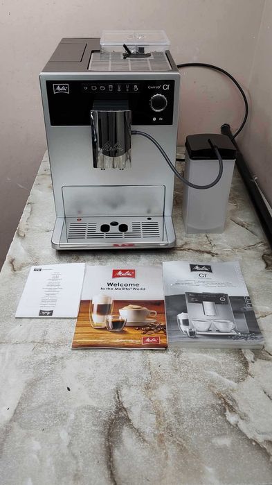 Automatyczny ekspres ciśnieniowy Melitta CI E970-101, 1400W srebrny