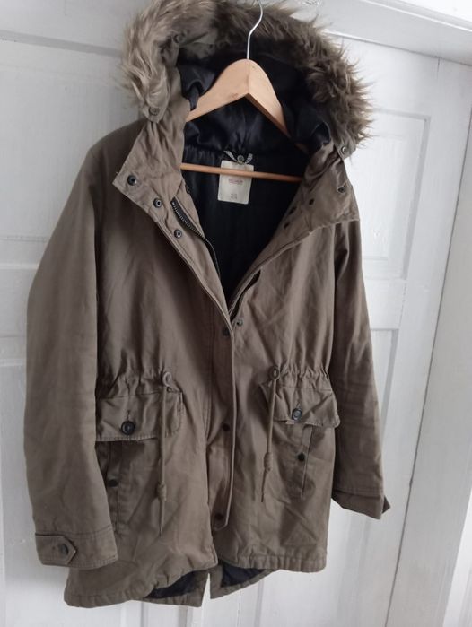 kurtka damska zimowa parka marki Pull&Bear r. M-L