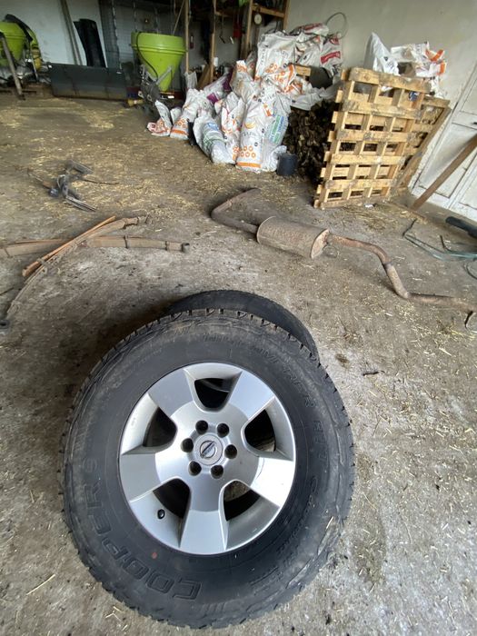 4 jantes com pneu originais nissan navara