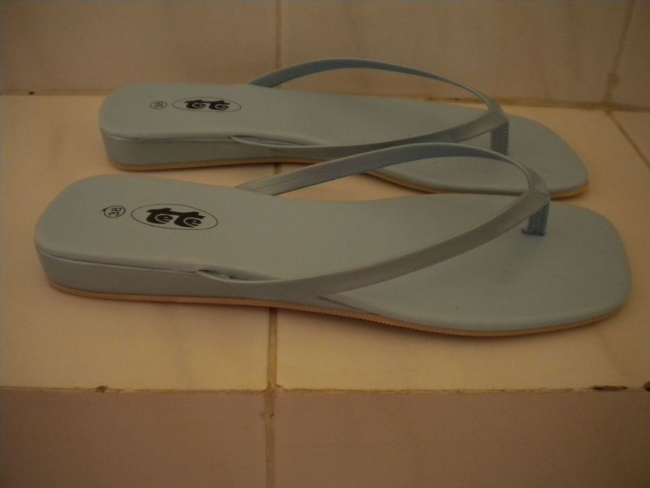 Chinelos Azul Claro Nº 38