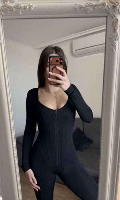 Комбінезон бренду foxxygene