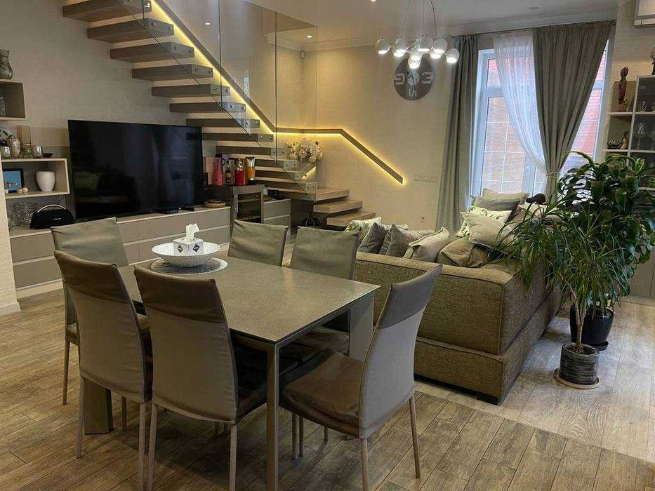 Многокомнатная квартира по адресу ул. Спортивная (площадь 180 м²) - Atlanta.ua - фото 3