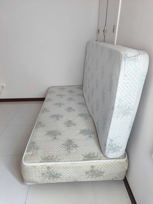 Sommier + Colchão 190x90 cm