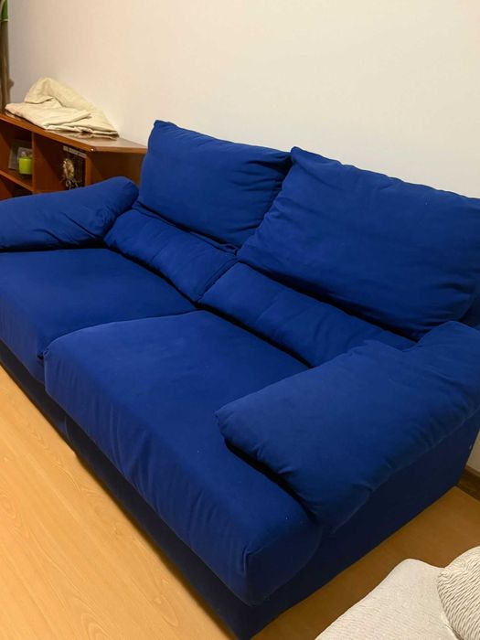 2 Sofás de 2 lugares em Azulão