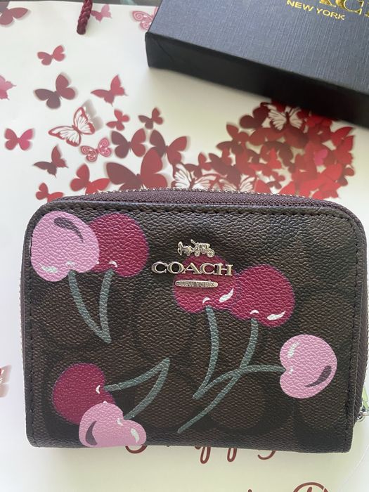 Продам кошельок COACH