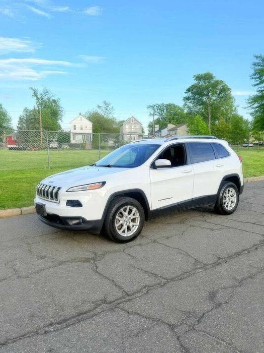 Jeep Cherokee      2016
