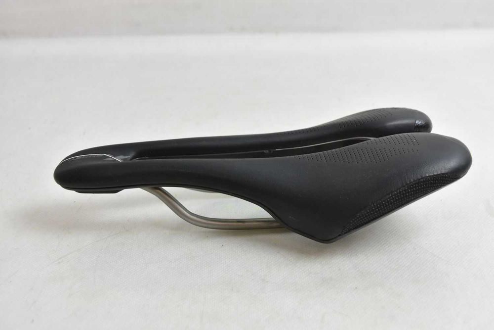 siodełko SELLE ITALIA slr superflow ! 25,5x13cm ! defekt !