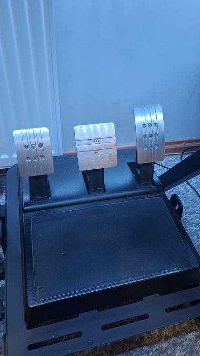 Thrustmaster T300 + biegi g29 z adapterem