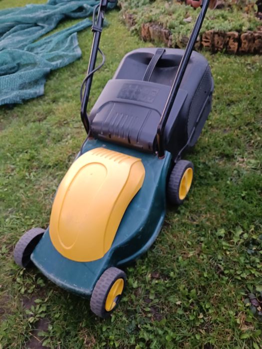 Газонокосарка електрична