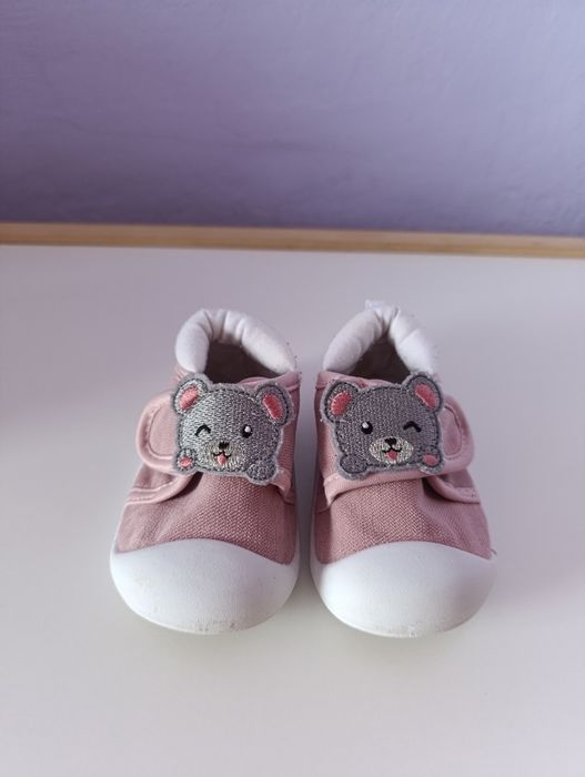 Buciki wiosenne r. 20