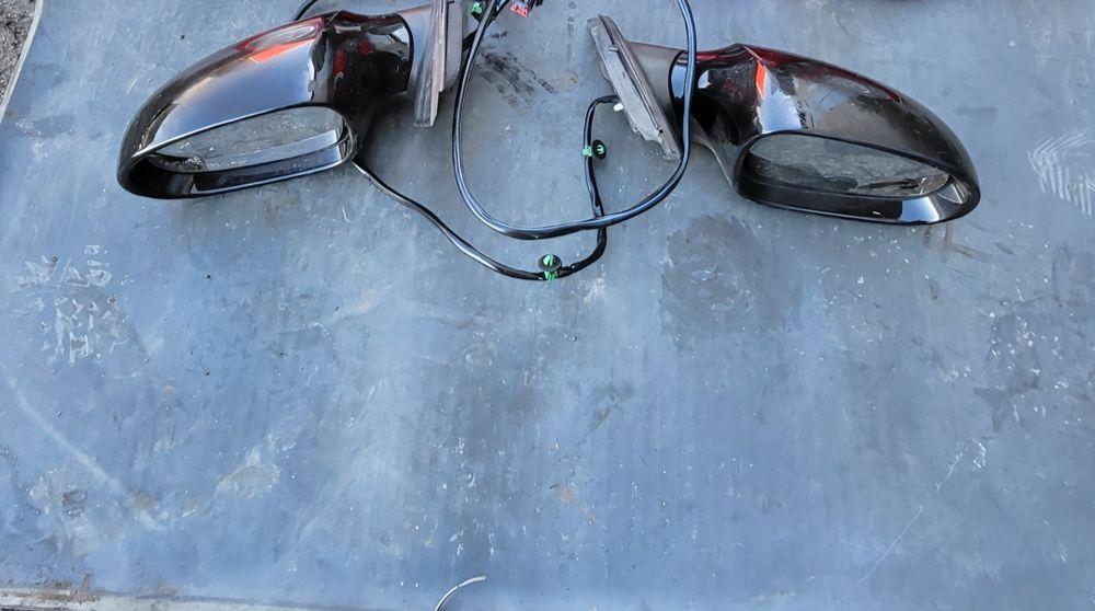 Продам дзеркала на Passat B6