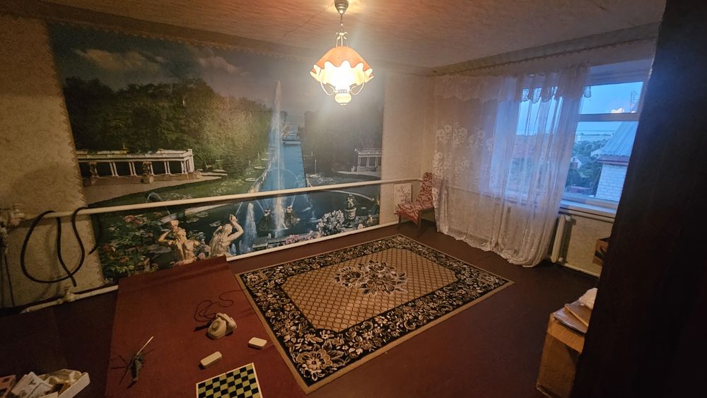 Будинок в Каневі