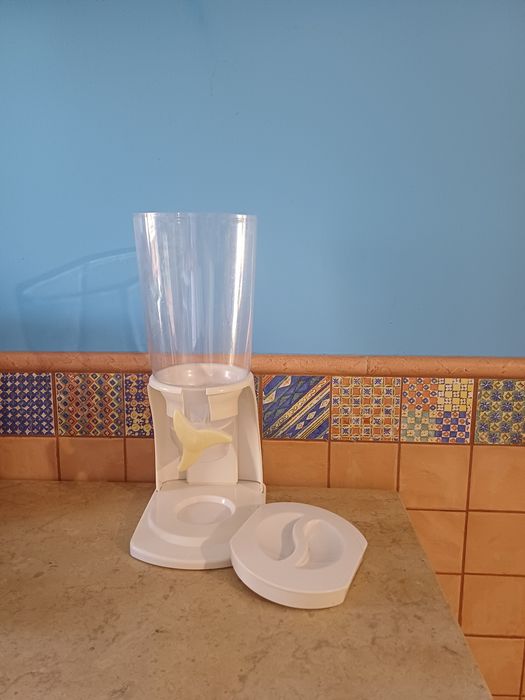 Dispensador para cereais