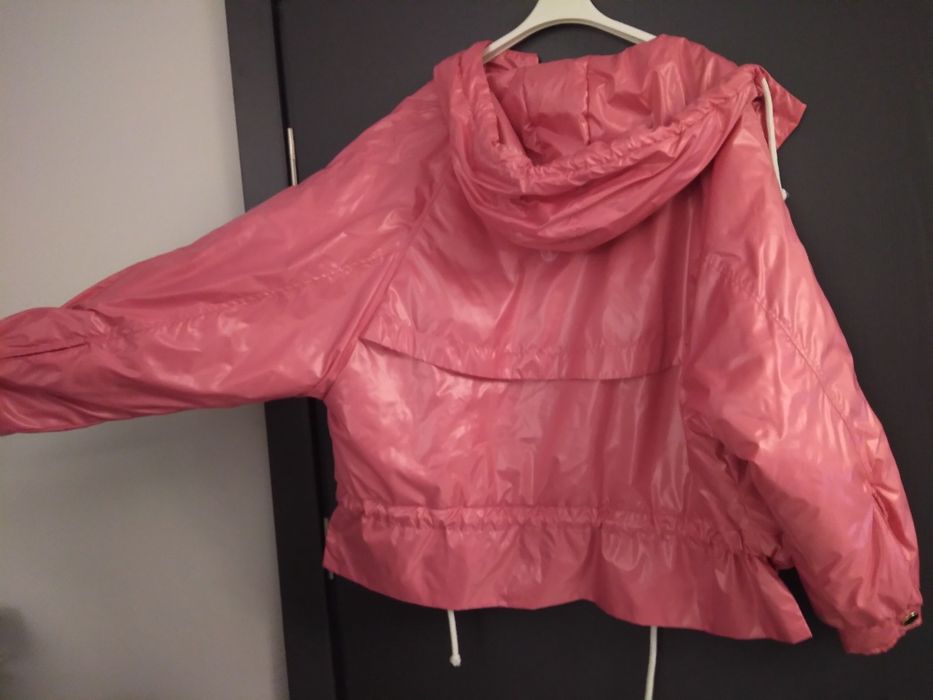 Kurtka  damska z kapturem