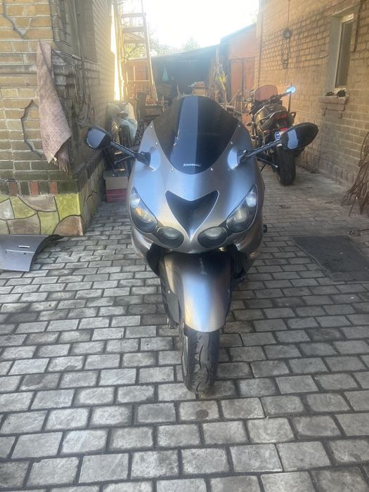 Продам Kawasaki 1400