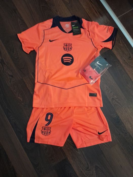 Stroj komplet pilkarski Fc Barcelona 25/26 Lewandowski (152)(158)(120)