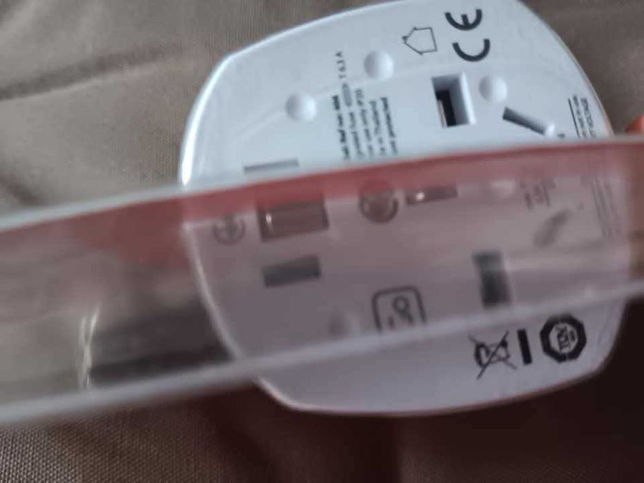 Adaptador internacional de tomada