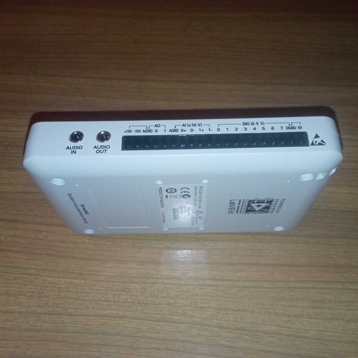 Mini labo elektroniczne - NI MyDaq