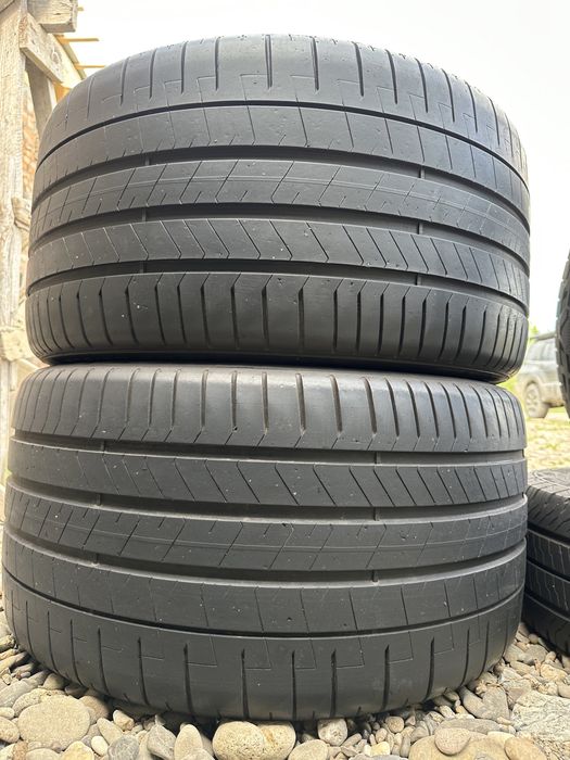 305/30/21 Pirelli P zero Pz4