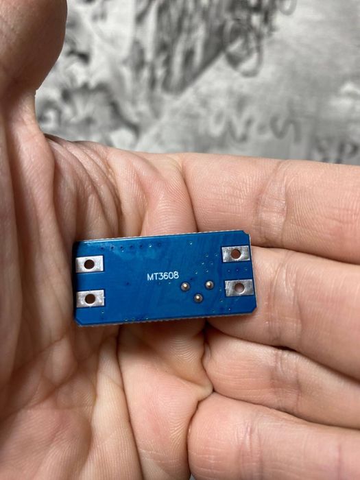 MT3608 повышающий DC/DC преобразователь напряжения