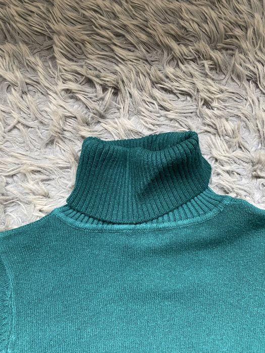 sweter typu golf