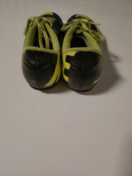 Korki Nike 35.5 dziecięce