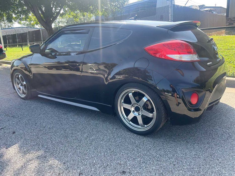 Hyundai Veloster Turbo      2016