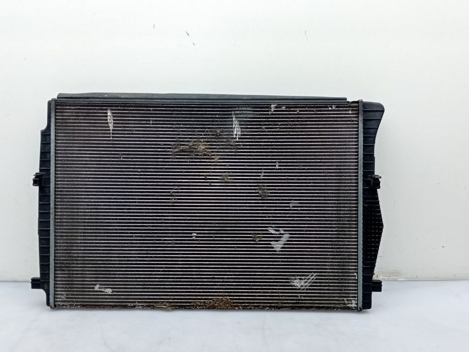 Radiador de água VOLKSWAGEN Tiguan (AD1, AX1)