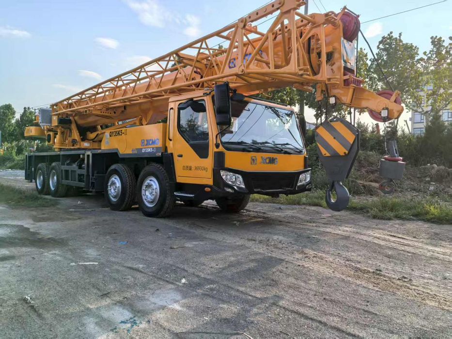 QY35K5-11 автокран вантажопідйомнітю 35 тон