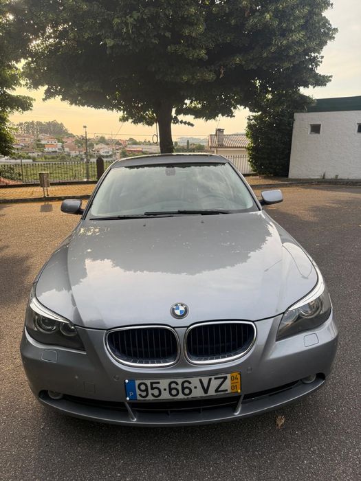 Bmw 530d de 2004 com 156 mil km reais