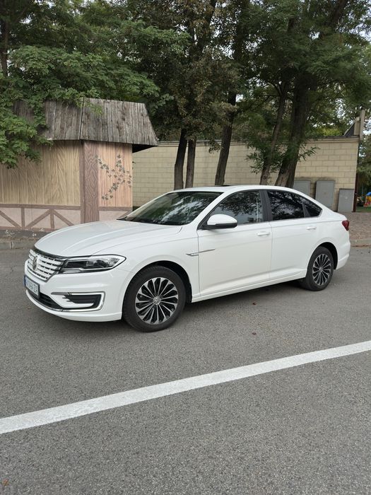Е Бора,2021,38 кВт,54000км